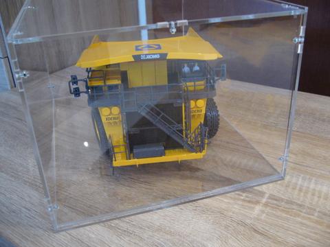 Baumaschinenmodell XCMG XDE360 Muldenkipper